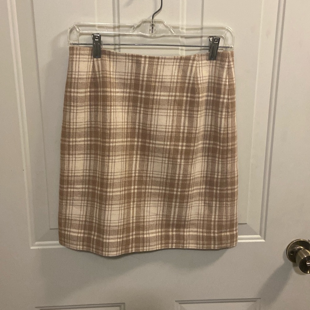 Tan Eddie Bauer plaid skirt